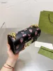 2021Classic Designer Shoulder Bag Women's Strawberry Chain Bag Leverans Box Storlek 20 cm