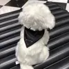 Outdoor Dog Apparel Black Pet Triangle Sjaal Mode Puppy Teddy Schnauzer Kleine Dog Slabbs