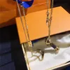 Love Necklace Women Chain Orbit Clavicle Pearl Choker Collane per gioielli Designer di gioielli di marca Jewelrys