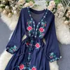 Neploe Bohemian Ethnic Dress 2021新しい女性のファッション刺繍Vネック旅行休暇ビーチドレス女性長袖vestidos y0823