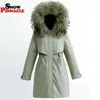 冬の女性がパーカーとサイズの厚い暖かい中長いフード付きジャケットの毛皮の女性スリムなパディング211018