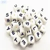 100pcs silikon alfabet pärlor 12mm bpa gratis matkvalitet bokstäver tugga pärlor för tandläkare halsband diy chewelry baby tänder 332 y2