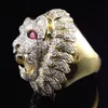 Mężczyźni Punk Style Dominujący Lew Head Ring Gothic Iced Out Bling Golden Finger Ring Man Jewelry Anillo Hombre Hip Hop Z4M076