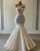 2022 Plus Size Arabisch Aso Ebi Luxuriöse Spitze Perlen Brautkleider Eine Schulter Meerjungfrau Brautkleider Vintage Brautkleider225b