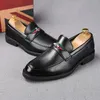 Bonito Luxo Homens Business Prom Shoes Bottom Mobinas Mocassins Confortável Casamento Ponto Pessoa Toe Homens Flats Locais Calçado