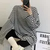 Yedinas Women Striped Oversize Tshirt Chic Moda Z Długim Rękawem Luźne Koszulki High Street Kobieta Casual Tops Hole Streetwear 210527