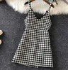 Kobiety V-Neck Plaid Spaghetti Pasek Woolen Vest Houndstooth Bez Rękawów Slim Top Waistcoat 210819