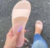 النعال النساء 2021 الصيف امرأة جيلي الأحذية الحلوى الألوان pvc صندل مسطحة السيدات زقزقة تو الشرائح عارضة الإناث الوجه يتلاشى الشاطئ