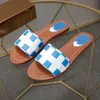 Paris Kvinnor Tofflor Sommarflickor Strand Slides Top Quality Flip Flops Loafers Sexiga Bästa Broderade Tofflor Stor med Box Shoe008