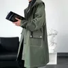 Męskie okopy płaszcze w stylu koreański wiatraka mężczyźni moda luźna swoboda z kapturem streetwear średniej długości płaszcz kątowy viol22