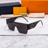 Lunettes de soleil d'extérieur 2021 Lunettes de soleil design plage Oversize mode oculaire hommes femmes UV400 parties lunettes A-grade de haute qualité avec boîte