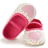 Primeiros Walkers Coração Imprimir Bebê Menina Roupas Anti-Slip Sapatos Criança Sapatilhas Soluído Solic Soled Chaussure Fille Sapato