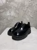 Nieuwe modeherenontwerper Echte lederen zwarte loafers schoenen ~ tops heren nieuwe designer loafers schoenen met doos