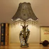 Schreibtischlampen im europäischen Stil, Wohnzimmer, Pfauenständer, Tischlampe, Schlafzimmer, Tischleuchten, Heimdekoration, Nachttischbeleuchtung, Pfauenhalter