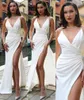 Vit Bella Hadid Evening Party Gowns Spaghetti Hög Lår Split Mantel Satin Golv Längd 2021 Billiga Brudtärna Klänningar Lång Kändisklänning