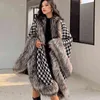 Silver Fox Fur Coat Winter Women Shawl Houndstooth Cape In Stock Faux Fur Cloaks Jacket för Evening Party X1106
