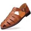 Sandales hommes en cuir hommes à la mode été chaussures romaines hommes décontracté confortable doux chaussures de plage appartements EUR tailles 38-48 220302