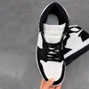 حذاء كرة السلة الكلاسيكي Jumpman 1 عالي الجودة 1s High OG Panda مصمم أزياء رياضية للركض مع صندوق