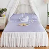 Bedding Sets Gelo Seda de seda saia Camas de colaboração Princesa renda chiffon tapete macio lençóis de três peças e travesseiros lençóis