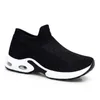 Running fashion Men Shoes l28 Bianco Nero Rosa Senza lacci Traspirante Comodo Scarpe da ginnastica da uomo Scarpe di tela Sport Sneakers Runners 35-42