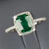 Big Promocja 3ct Real 925 Silver Ring Element Diamond Emerald Gemstone Pierścienie Dla Kobiet Wedding Engagement Jewelry Nowy