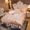 Bedding Sets Champagne Gold Gold 600TC Flores de algodão egípcio Conjunto de bordados de bordado duplo tampa de renda de picada de linho travesseiros de cama de linho