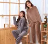 Женские двух частей штаны 2021 зимняя фланель Pajama женщины набор толстые теплые сонные одежды домашняя одежда коралловый бархат женский ночной костюм