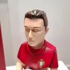 Nuovo originale e autocostruito c Luo Portugal uniforme della squadra di calcio ritratto in resina fatto a mano ornamento di tendenza scatola regalo giocattolo 28 cm