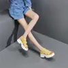 Sandales pour femmes boucle d'été chaussures décontractées chaussures à semelles compensées pour femmes bout ouvert confortable en cuir jaune plate-forme sandales LadiesAA-01 Y0608