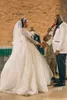 Plus Storlek Beading Lace 2022 Bröllopsklänningar Brudklänningar Jewel Neck Långärmad Crystal En linje Boho Country Robes de Mariée
