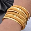 Armreif 4 teile/los Dubai Gold Farbe Armreifen Für Frauen Vintage Braut Hochzeit Afrika Arabischen Schmuck