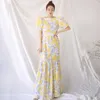 Zarif Baskı Maxi Elbise Kore Bayanlar Seksi Sarı Kısa Kollu Kabare Çiçek Parti Bornoz Kadınlar için Elbiseler 210602