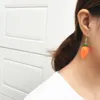 Roliga hartsörhängen Creative 3D Simulerad persika Körsbär Strawberry Fruit and Vegetable Dingle örhängen för flicka semester smycken gåva
