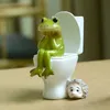 Everyday Collection Miniature Animal Figurines Mouse Pig Bunny Frog on Toilet Desktop Decoration Funny Gifts 210727