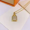 2022 Fashion Luxury Pendant Halsband Designer för män Kvinnor Guldhalsband Lås Hight Quality Wedding Lover Gift Hip Hop Jewelry 2247J