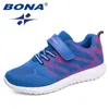 Bona Ankomst Style Barn Casual Shoes Mesh Sneakers Boys Flickor Flat Barn Running Skor Ljus Fast Gratis Shippin 220121