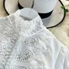 Broderi Mesh Patchwork Lace Kvinnor SHIRTS Blouse Bow Scarf Collar Lantern Långärmad Vår Kvinnlig Kläder Fashion 210225