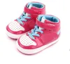 3 pairs / lot! Babyleer Hoge Top Sneakers Crib Infant First Walkers Boots Designer Schoenen Kids Slippers Peuters Soft Sole Slip-on Slipper