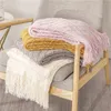 Com borlas quentes de malha de malha camas de inverno cor sólida para bebê sofá macio jogar cobertor amarelo cinza 130x150 210316