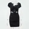 Newasiaが中空アウトセクシーなドレス女性Vネック巾着プリーツ夏のドレスピンク半袖ボディコンRuched Dress Black 2020 New Y0603