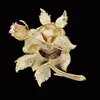 Pins, Broches Merk Charm Classic Rhinestone Grote Camellia Bloem Broche Boeketten Bruiloft Corsage