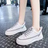 2021 Designer femmes chaussures de course noir gris mode réfléchissante femmes formateurs sport baskets haute qualité taille 35-40 sem