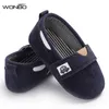 Pierwsi Walkers Spring and Autumn Baby Boy Girl Solid Color Casual Soft Shoes Non Slip Toddler Born Sneaker Prewalker