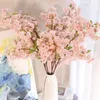Dekorativa blommor kransar Multi-Color Multi-Head High-end Cherry Blossom Simulation Flower Silk Wedding Venue Multi-Purpose