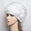 冬の女性の本物の本物のニットミンクの毛皮の帽子女性の暖かい耳帽のヘッドギアの自然な帽子