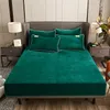 Nordic Style Simple Solid Color Flannel Fitted Sheet Winter Super Soft Velvet Mattress Cover Bed With Elastic Band 220217