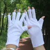 art glove