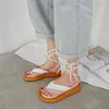 Kadınlar Yaz Sandalet 2024 Yeni Kore Moda Sandal Sandal Slip Olmayan Platform Vintage Roman Plaj Sandalet Bayanlar Flip-Flops Ayakkabı