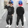 Children Boy's Roupas Set Roupas Adolescentes Crianças Camuflagem Camuflagem Disguição de Presença Sportwear Sport Suit 4 6 8 10 12 Anos 211025