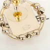 Boucles d'oreilles en forme de losange de qualité supérieure avec diamant et coquille blanche pour les bijoux de mariage de fiançailles de femmes cadeau ont une boîte de timbre PS3969